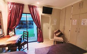 The Spare Bedroom Unit 1